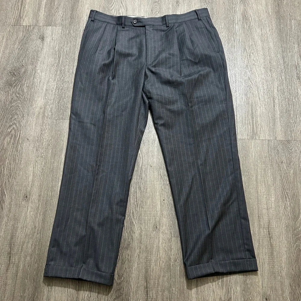 Lauren‎ Ralph Lauren Suit 44S Pants 38X29 Charcoal Grey Pinstripe Wool 2-Piece